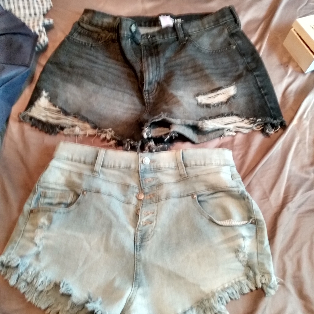 Size 11 and 13 high rise shorts 20 for all